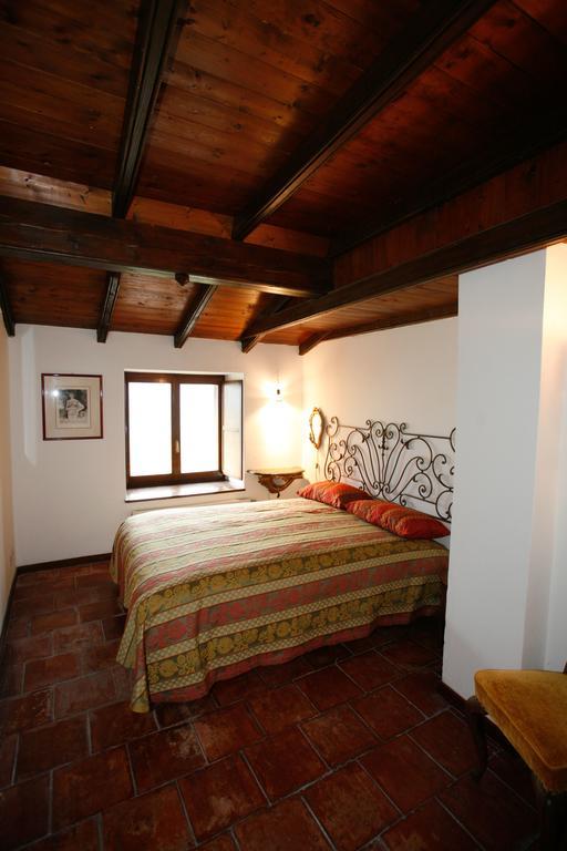 Strigno B&B Castel Ivano الغرفة الصورة
