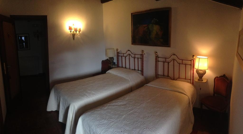 Strigno B&B Castel Ivano الغرفة الصورة